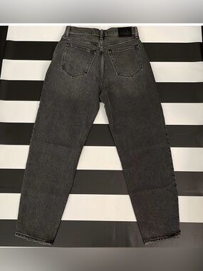 Abercrombie & Fitch 80s Mom High Rise Black Washed Jeans 26 Short